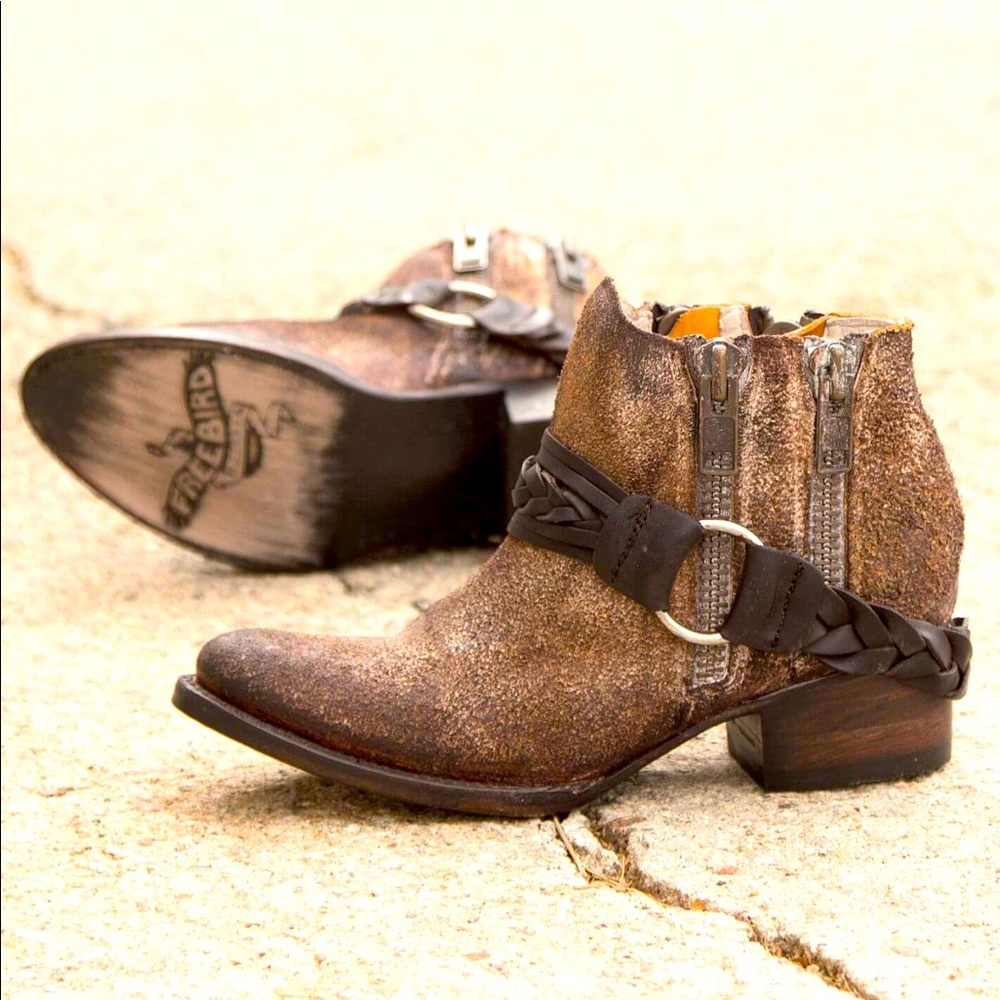 Freebirs class boot size 7